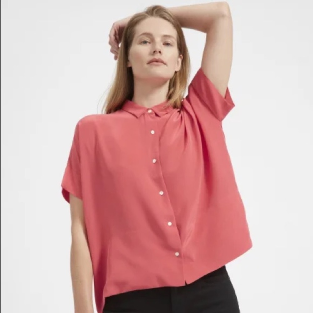 EVERLANE The Clean Silk Short-Sleeve Square Shirt